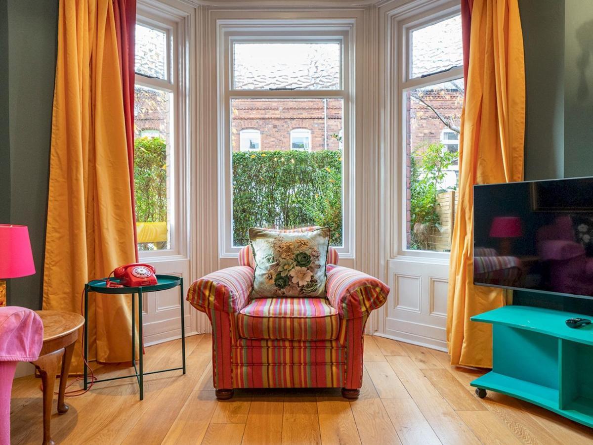 Pass The Keys Colourful, Quirky Artist-Owned 3 Bed Next To Cafes Villa Belfast Kültér fotó