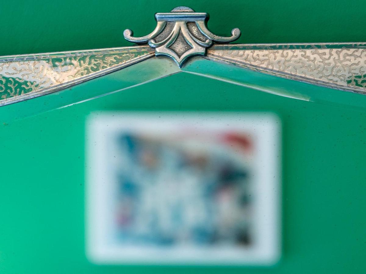 Pass The Keys Colourful, Quirky Artist-Owned 3 Bed Next To Cafes Villa Belfast Kültér fotó