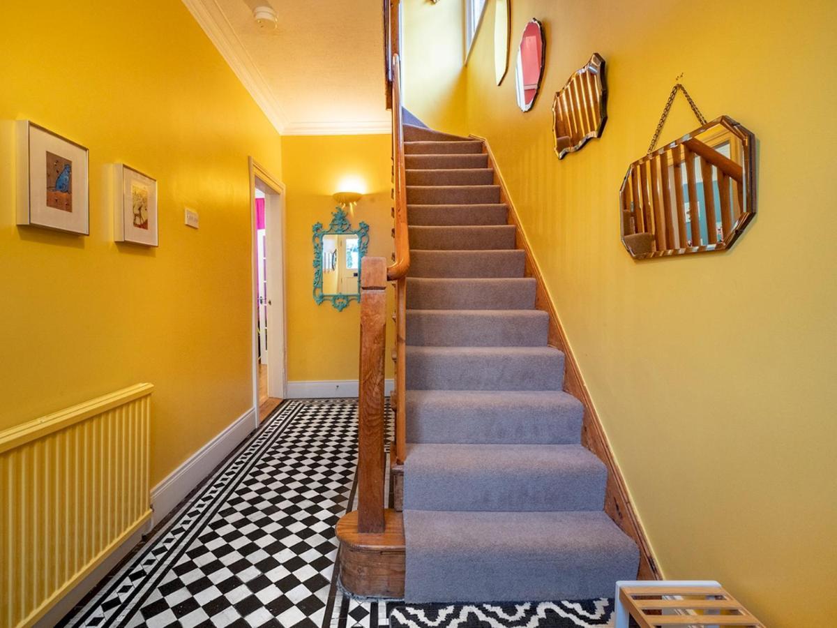 Pass The Keys Colourful, Quirky Artist-Owned 3 Bed Next To Cafes Villa Belfast Kültér fotó